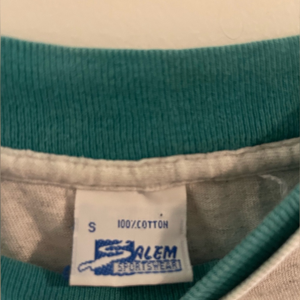 Vintage Miami dolphins shirt - Picture 3 of 3